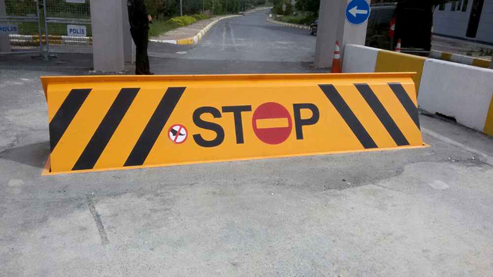 road-blocker-15